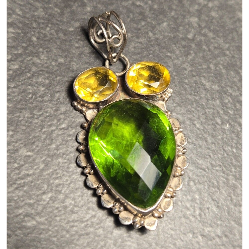 Large Green Yellow Stone Sterling Silver 925 Pendant